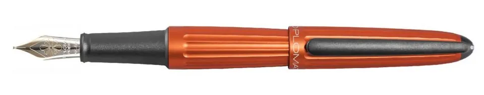 diplomat-aero-orange-f-llhalter-mit-14-kt-goldfeder image 1