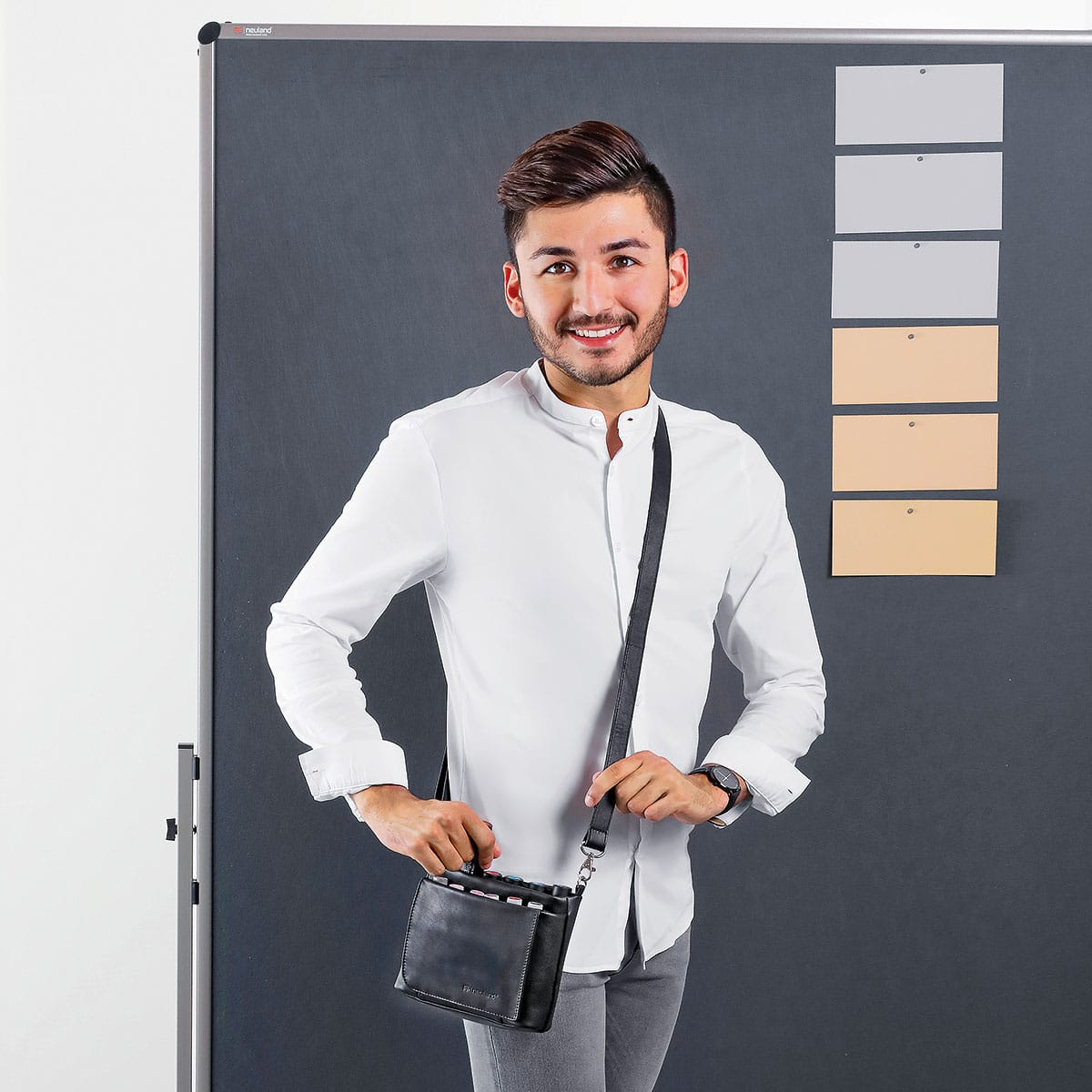 neuland-bagup-umh-ng-g-rteltasche-leder-f-r-trainer image 4